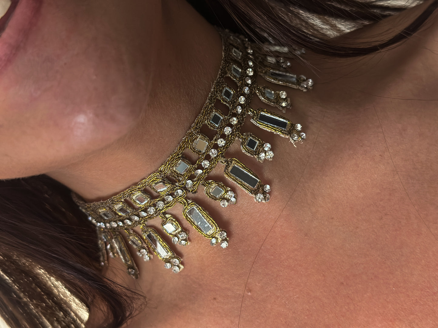 Choker Isha Oro Antiguo