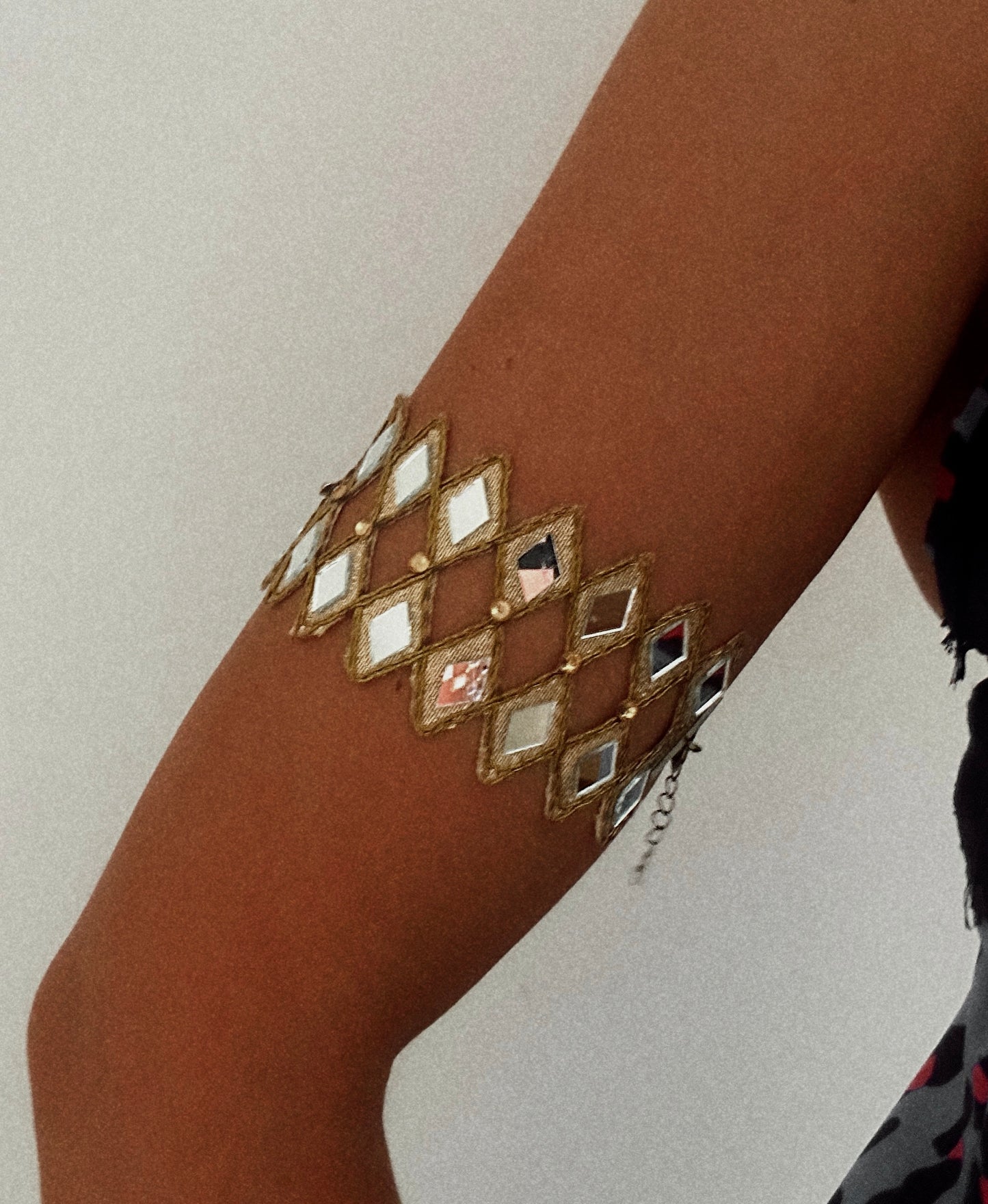 Brazalete Rombos Oro Antiguo