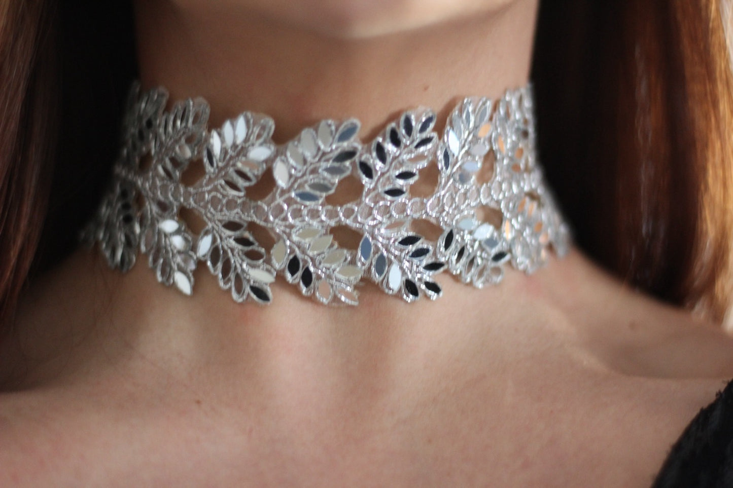 Chocker Leaves Plateado