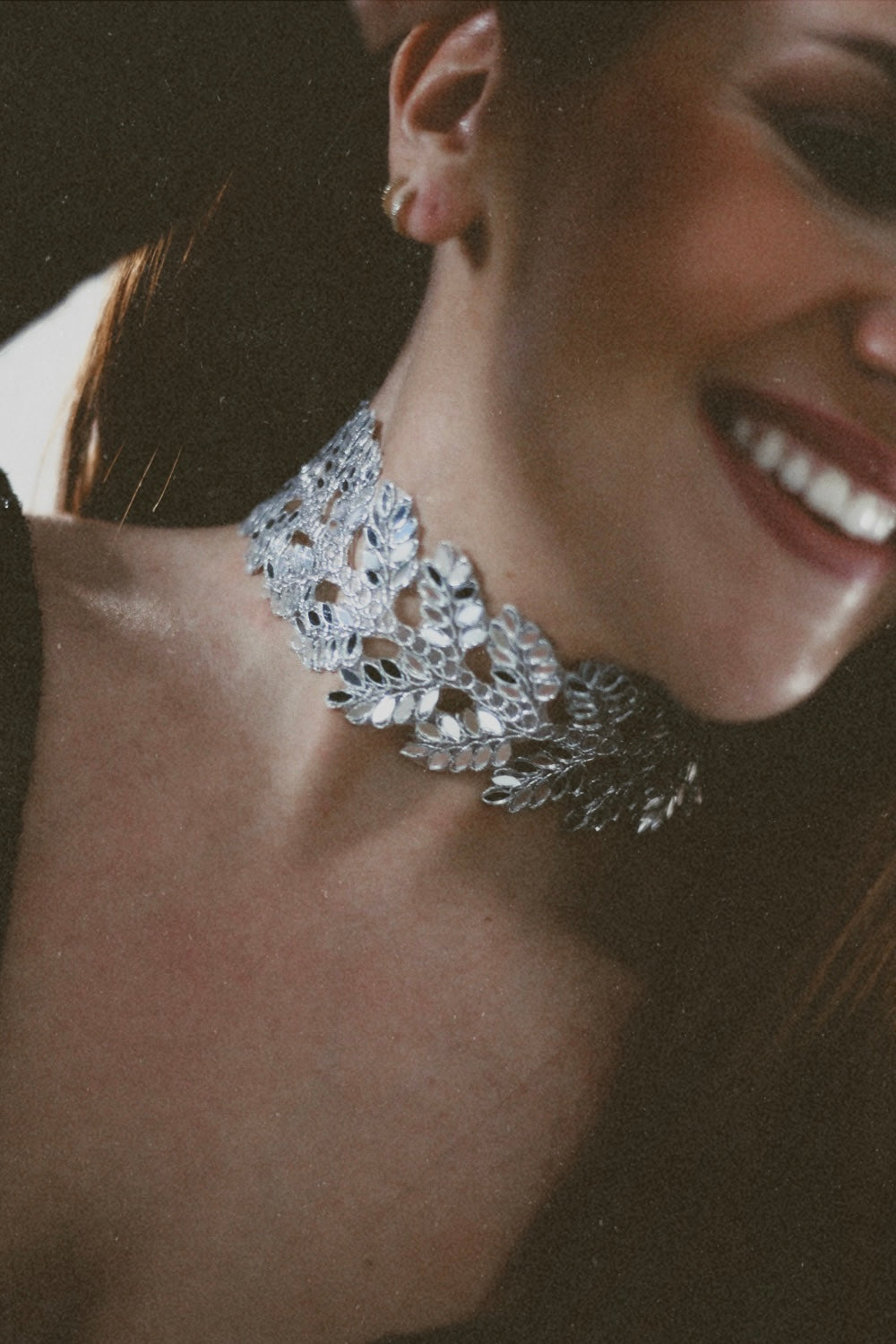 Chocker Leaves Plateado