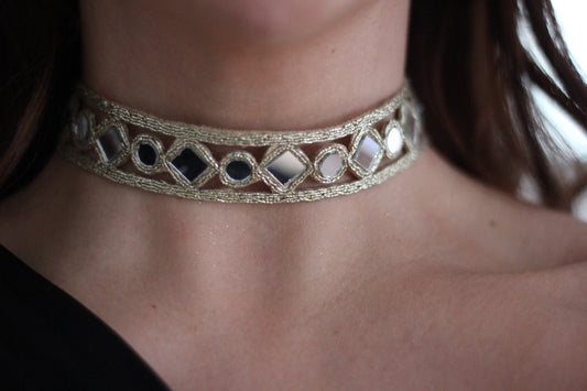 Chocker Elio
