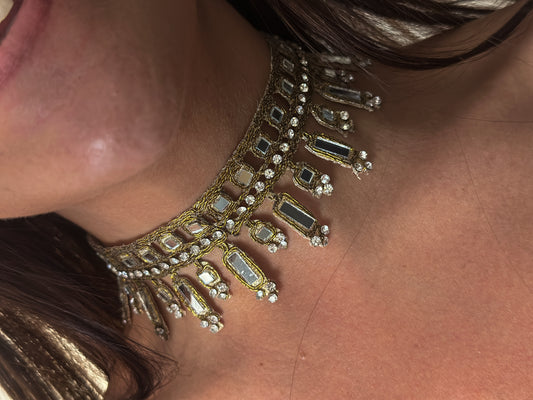 Choker Isha Oro Antiguo