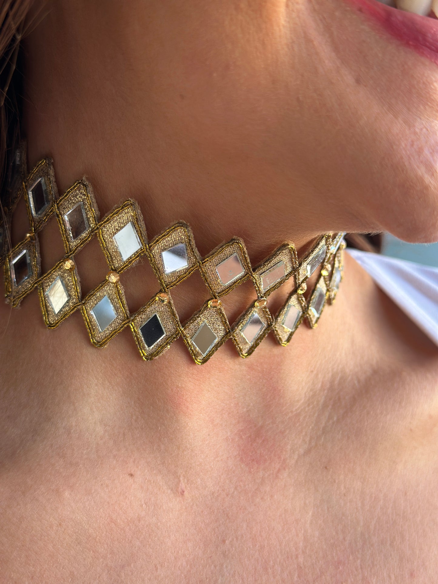 Chocker Rombos Oro Antiguo