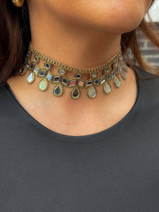 Chocker Libra