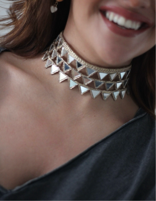 Chocker Delfín
