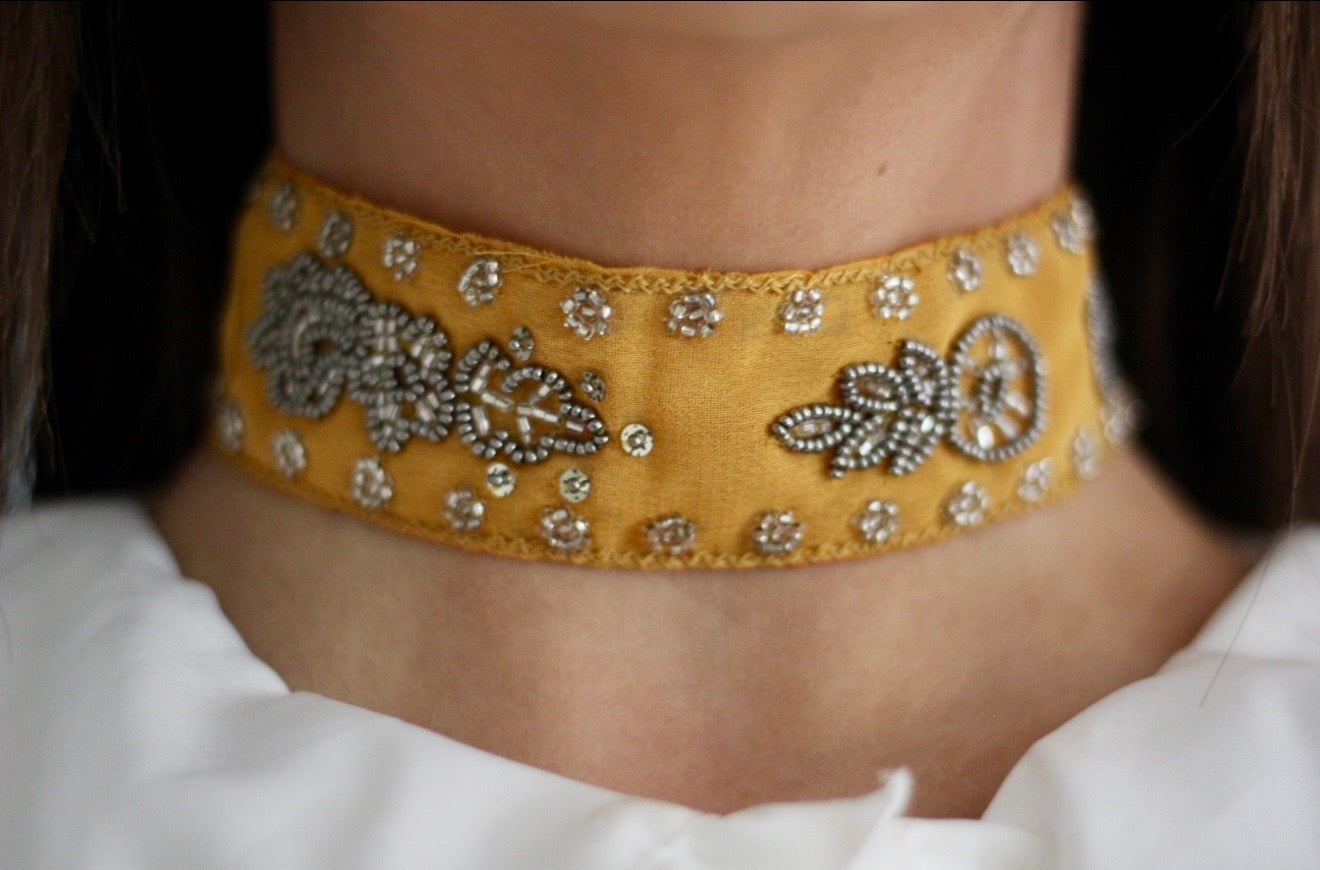 Choker Luz Dorada