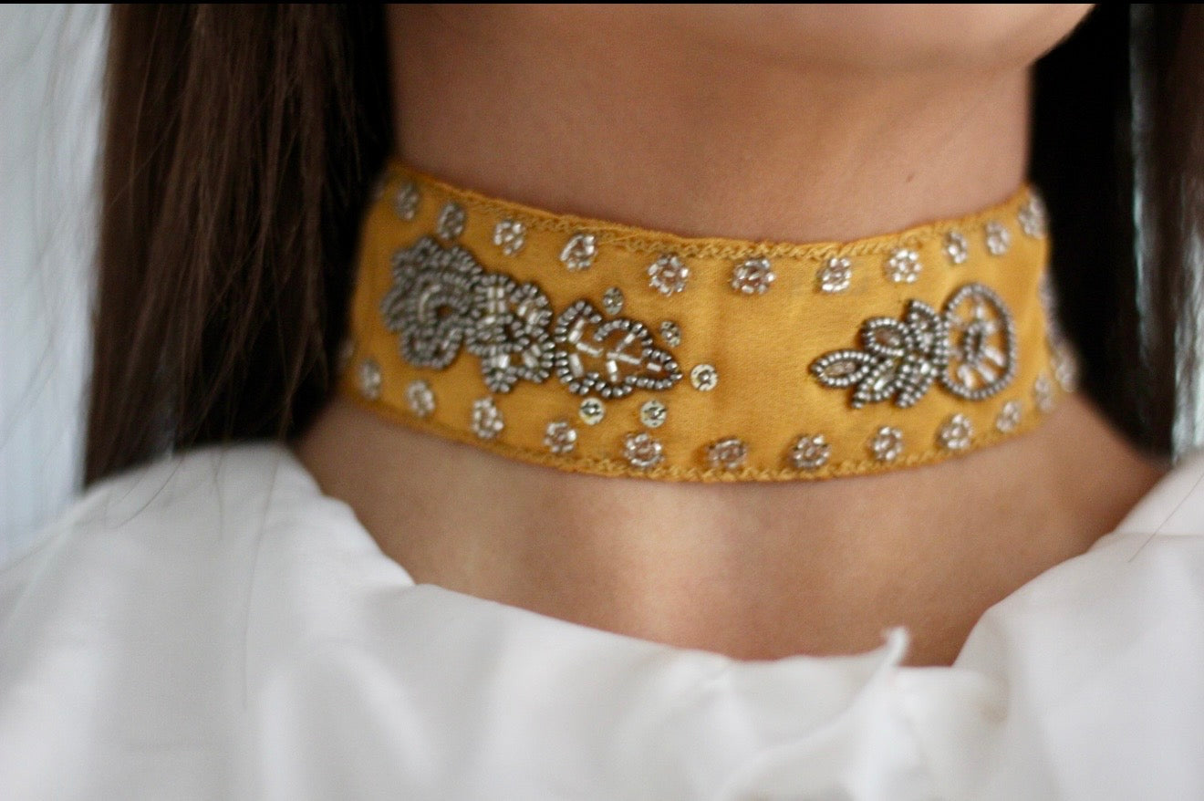 Choker Luz Dorada